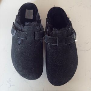 NIB Birkenstock Boston Shearling Lined Clog Size: 36 EU